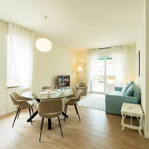  Appartement Domus - Ampia Residenza Filippini A Pochi Passi Dall'arena