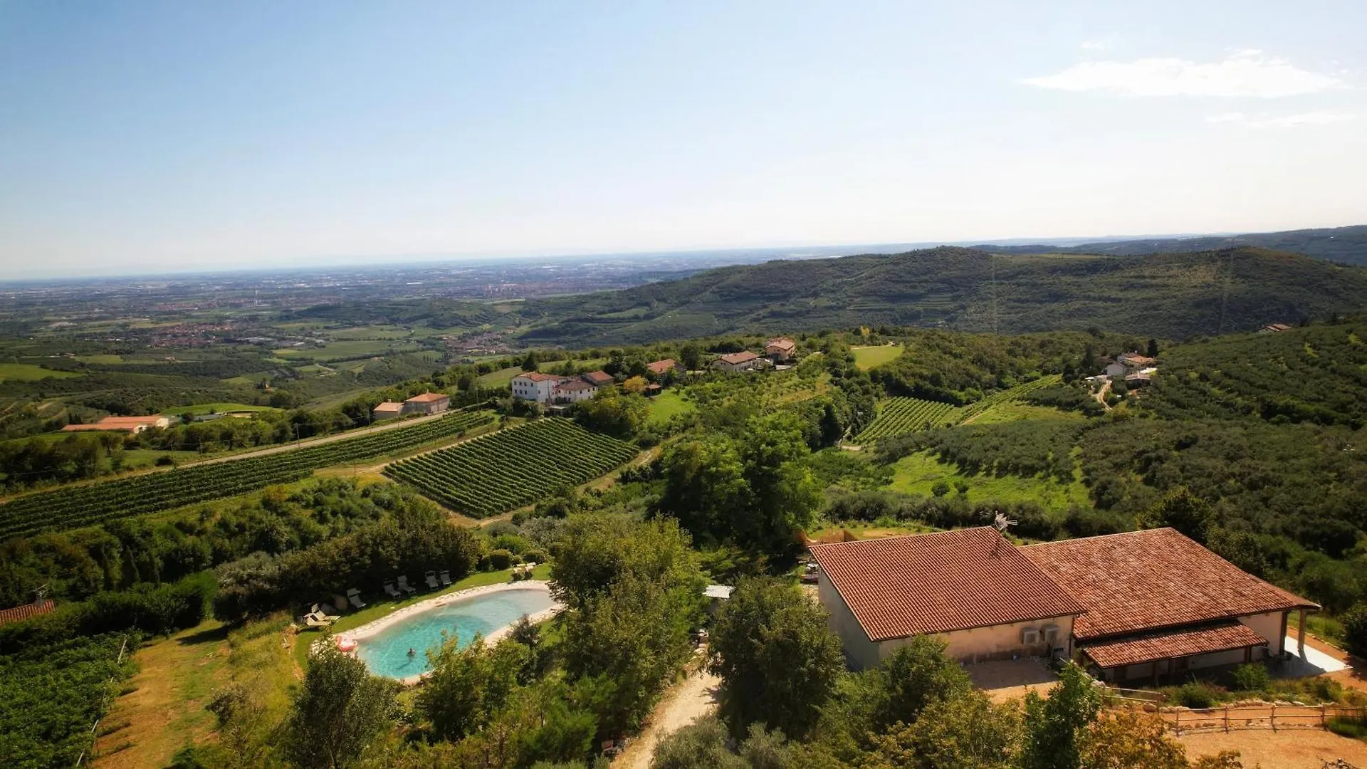 Agriturismo La Perlara Verona 0*,  Italia
